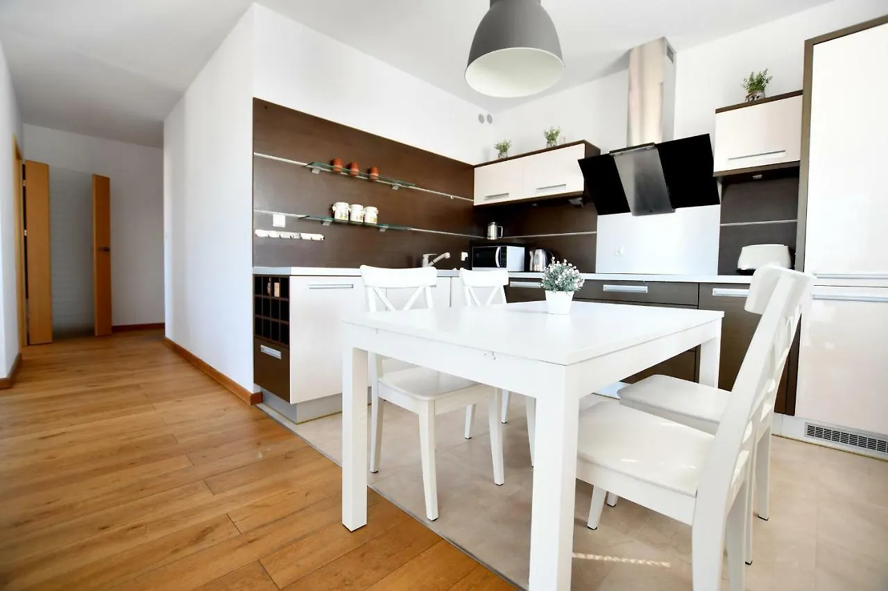 Apartamenty Navigator-Portowa 28 Kolobrzeg Apartment